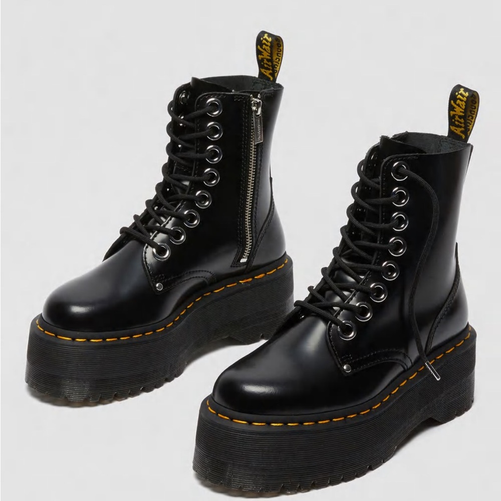 JADON MAX BOOT WOMEN'S PLATFORMS